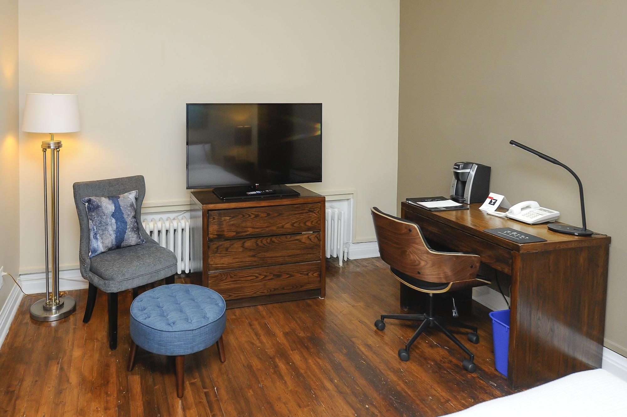 Hotel Chicoutimi, Affilie A Hyvi ภายนอก รูปภาพ