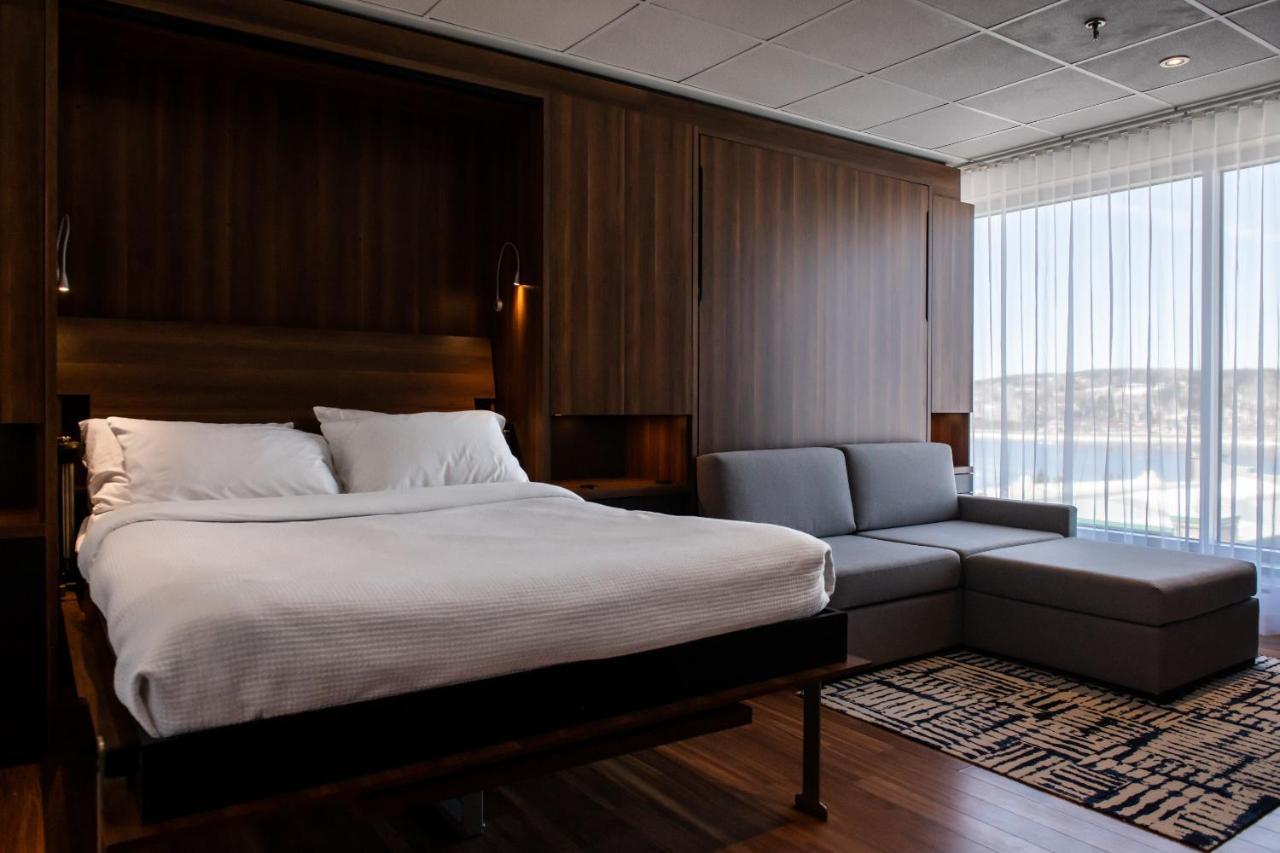 Hotel Chicoutimi, Affilie A Hyvi ภายนอก รูปภาพ